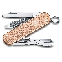 Нож перочинный Victorinox Classic Fresh Peach (0.6221.202G) 58мм 7 функций карт.коробка